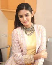 Actress Sana Makbul Latest Pictures