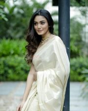 Actress Sana Makbul Photoshoot Pictures 01