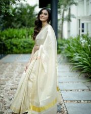 Actress Sana Makbul Photoshoot Pictures 04