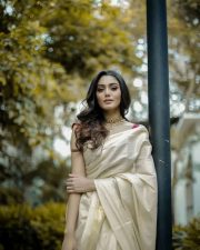 Actress Sana Makbul Photoshoot Pictures 13
