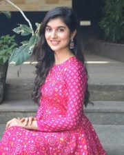 Actress Sanjana Sarathy at Sarasalu Chalu Movie Opening Photos 10