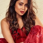 Actress Shriya Saran Gorgeous Photoshoot Pictures 02Actress Shriya Saran Gorgeous Photoshoot Pictures 02 svg%3E