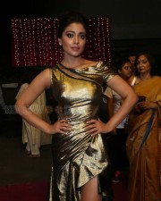 Actress Shriya Saran New Pictures