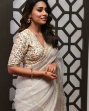 Actress Shriya Saran at Gamanam Movie Pre Release Event Pictures 11