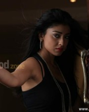Actress Shriya Sexy Pictures