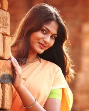 Actress Shruthi Reddy Latest Photoshoot Stills