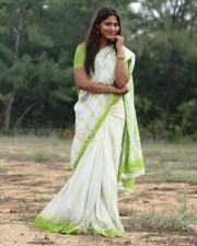 Actress Shruthi Reddy Photoshoot Pictures