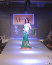 Actress Shruthi Reddy Sexy Photos