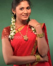 Actress Shruthi Reddy Sexy Photos