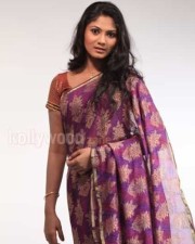 Actress Shruthi Sexy Photos