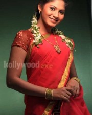 Actress Shruthi Sexy Photos