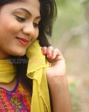 Actress Shruti Reddy New Photoshoot Pictures