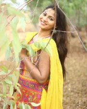 Actress Shruti Reddy New Photoshoot Pictures