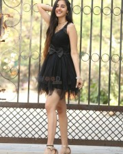 Actress Simrat Kaur Interview Pictures