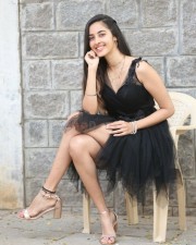 Actress Simrat Kaur Interview Pictures 24