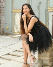 Actress Simrat Kaur Interview Pictures