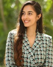 Actress Simrat Kaur Randhawa At Dirty Hari Movie Press Meet Pictures 16