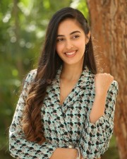 Actress Simrat Kaur Randhawa At Dirty Hari Movie Press Meet Pictures