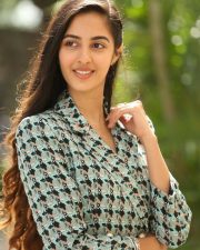 Actress Simrat Kaur Randhawa At Dirty Hari Movie Press Meet Pictures 42
