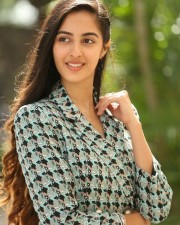 Actress Simrat Kaur Randhawa At Dirty Hari Movie Press Meet Pictures