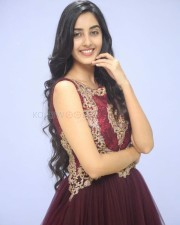 Actress Simrath Kaur Photos