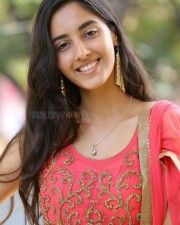 Actress Simrath Photoshoot Pictures