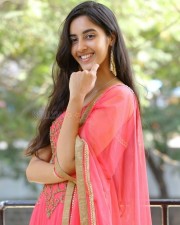 Actress Simrath Photoshoot Pictures