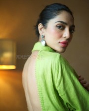 Actress Sobhita Dhulipala Closeup Shots in a Green Shirt Photos 02