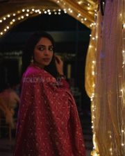 Actress Sobhita Dhulipala in a Printed Kurti and Dupatta Set Photos 02 Actress Sobhita Dhulipala in a Printed Kurti and Dupatta Set Photos 02