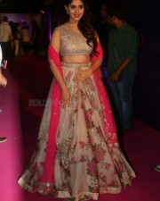 Surbhi 27 Actress Surabhi At Zee Apsara Awards Photos
