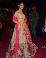 Surbhi 16