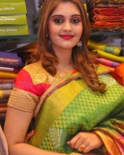 Surbhi 40 Actress Surabhi In Saree Pictures