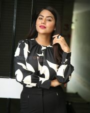 Actress Tanya Desai at Street Light Movie Trailer Launch Pictures