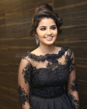 Aishwarya Devan Spotted At The Box Office India For The Promotion Of Film Kaashi In Search Of Ganga Photos