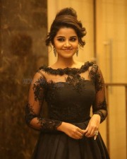 Aishwarya Devan Spotted At The Box Office India For The Promotion Of Film Kaashi In Search Of Ganga Photos