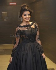 Aishwarya Devan Spotted At The Box Office India For The Promotion Of Film Kaashi In Search Of Ganga Photos