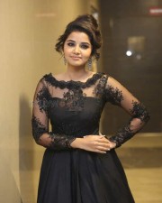 Aishwarya Devan Spotted At The Box Office India For The Promotion Of Film Kaashi In Search Of Ganga Photos