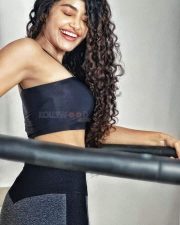 Alluring Anupama Parameswaran Sexy Stills 01