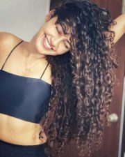 Alluring Anupama Parameswaran Sexy Stills 02