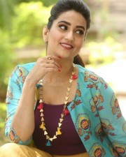 Anchor Manjusha At Monkeys Movie First Look Launch Photos