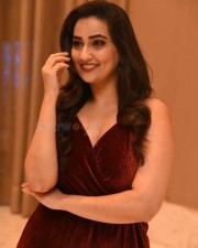 Anchor Manjusha At Beautiful Movie Pre release Event Photos