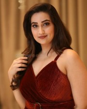 Anchor Manjusha At Beautiful Movie Pre release Event Photos