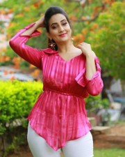 Anchor Manjusha At First Rank Raju Press Meet Stills