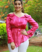 Anchor Manjusha At First Rank Raju Press Meet Stills
