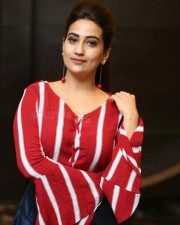 Anchor Manjusha At Majili Success Celebrations Photos