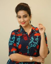 Anchor Manjusha At Next Enti Trailer Launch Photos
