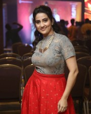 Anchor Manjusha At Oorantha Anukuntunnaru Pre release Event Photos