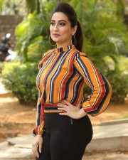 Anchor Manjusha At Oorantha Anukuntunnaru Teaser Launch Stills