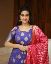Anchor Manjusha At Sye Raa Movie Press Meet Photos