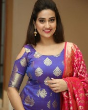 Anchor Manjusha At Sye Raa Movie Press Meet Photos
